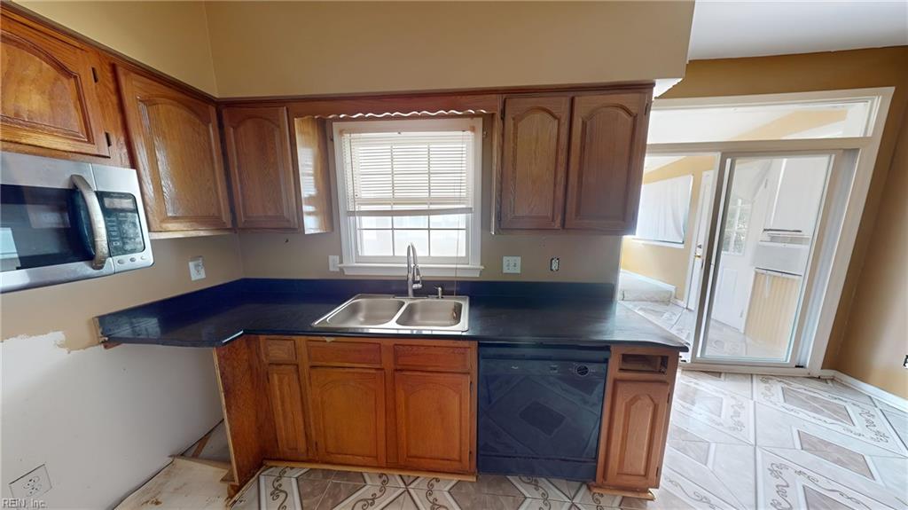 2609 Mossgate Ct Property Photo 13
