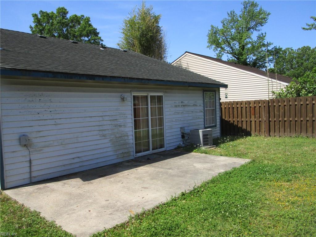 3844 Foxglove Ct Property Photo 4