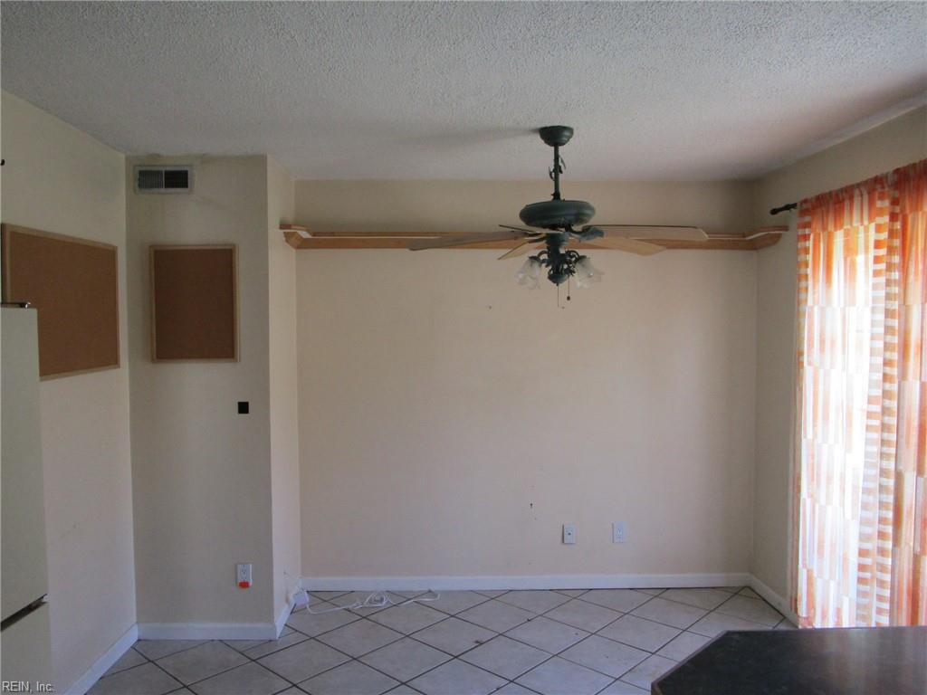 3844 Foxglove Ct Property Photo 11