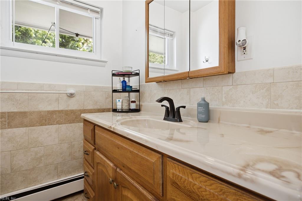 2536 E Little Creek Rd Property Photo 16