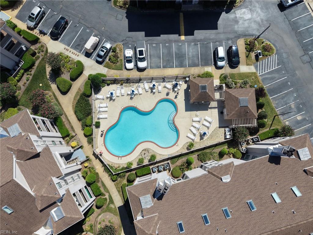 409 Harbour Pt Property Photo 23