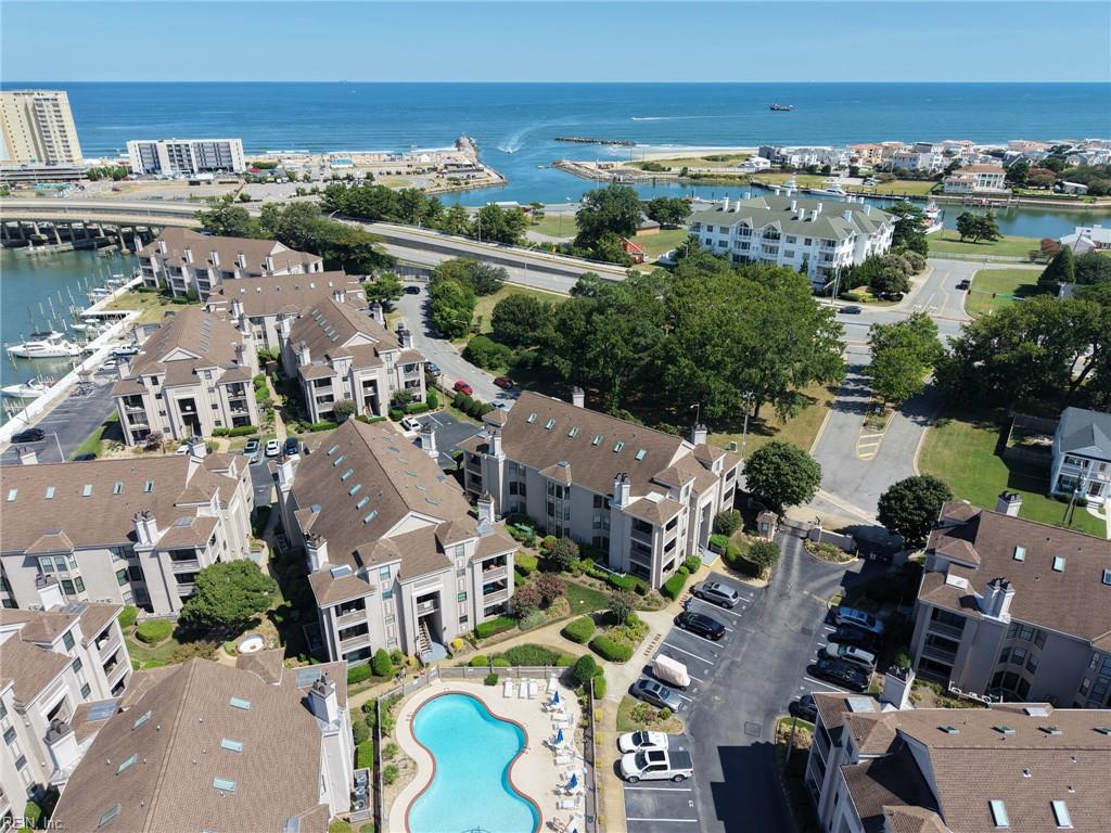 409 Harbour Pt Property Photo 24