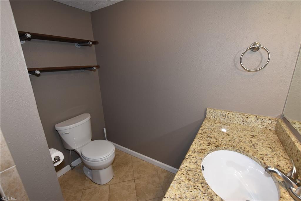 50 Banister Dr Property Photo 15