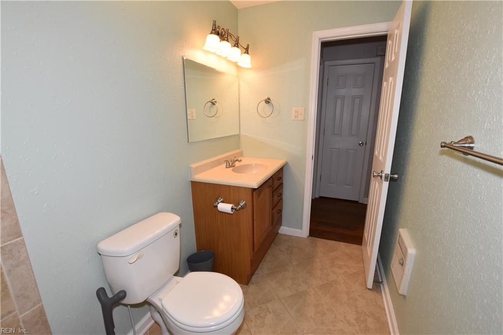 50 Banister Dr Property Photo 24
