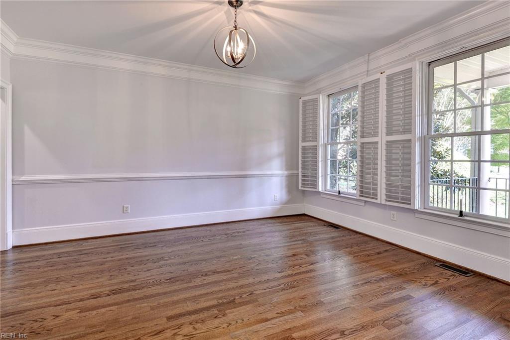 5331 Hillside Way Property Photo 7