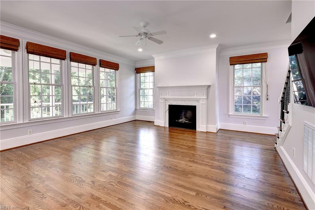 5331 Hillside Way Property Photo 9