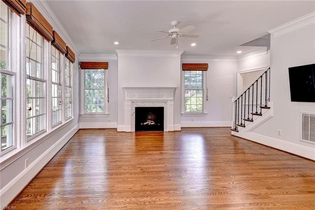5331 Hillside Way Property Photo 10