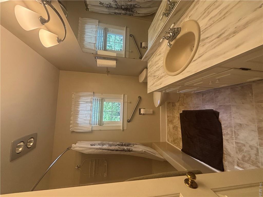 33217 Pinecrest Dr Property Photo 13