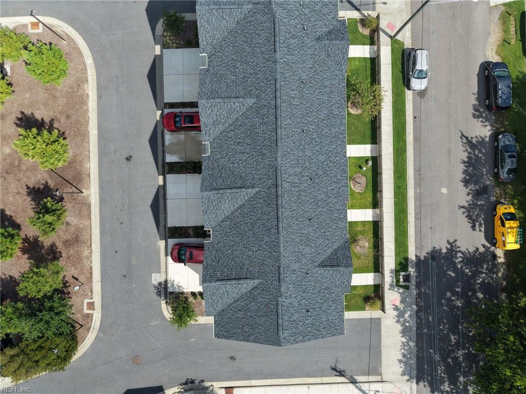 4310 Pinter Ln Property Photo 3