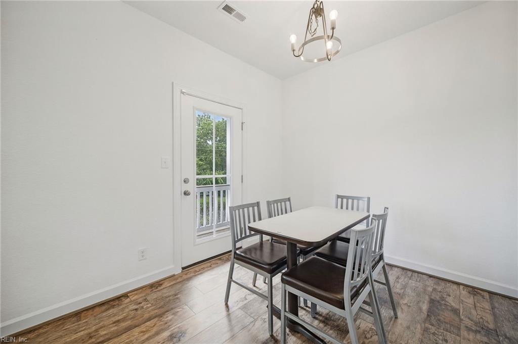 4310 Pinter Ln Property Photo 10