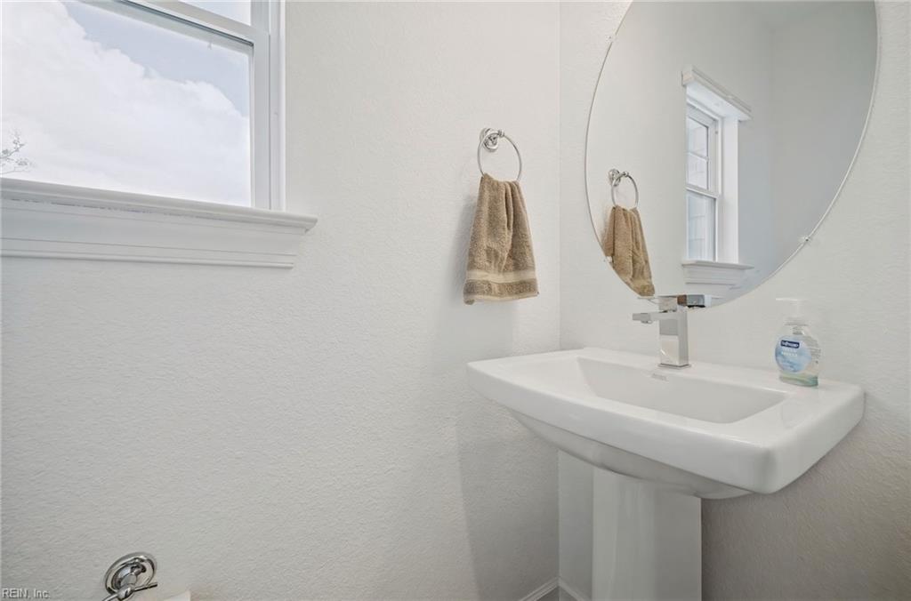 4310 Pinter Ln Property Photo 26