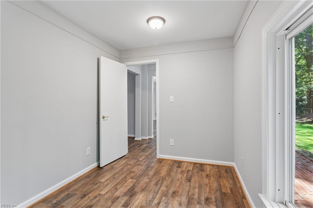 105 Mace St Property Photo 17
