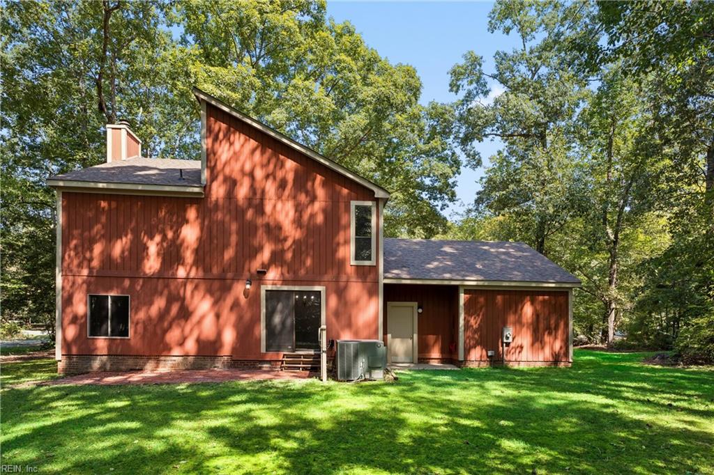 105 Mace St Property Photo 40
