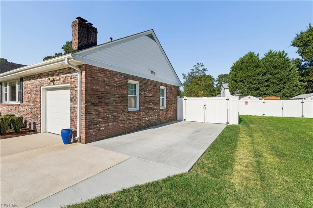 3218 Dogwood Dr Property Photo 3