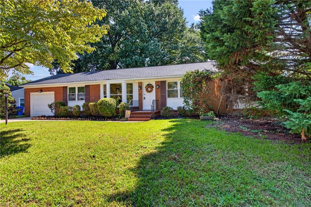 4353 Shorewood Dr Property Photo 2