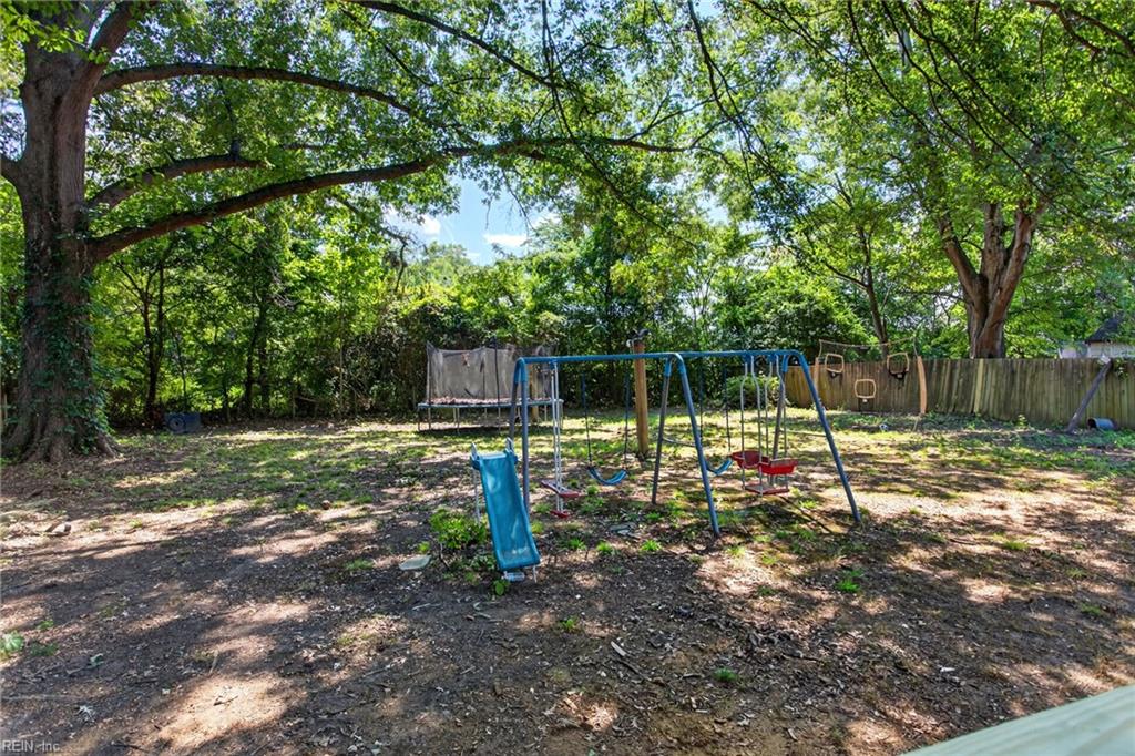 4353 Shorewood Dr Property Photo 34
