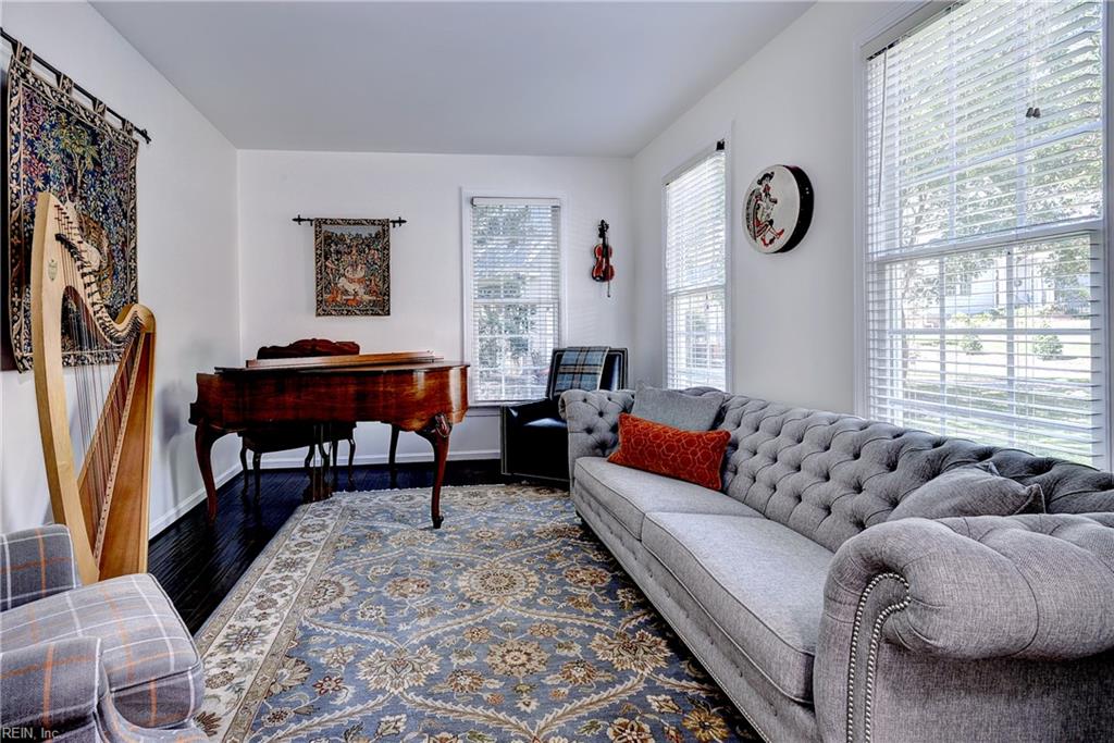 140 Great Gln Property Photo 3