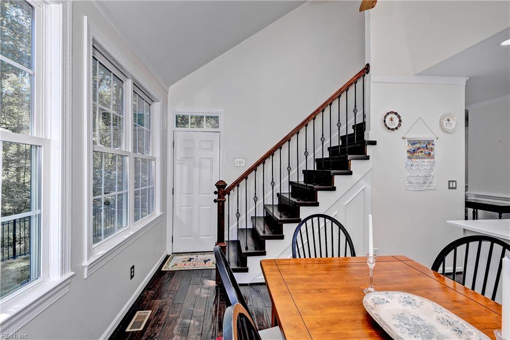 140 Great Gln Property Photo 14