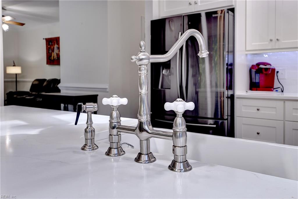 140 Great Gln Property Photo 15