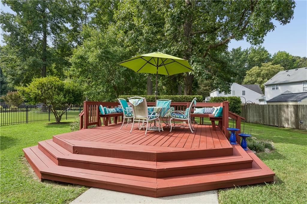 18 Thoroughbred Dr Property Photo 7