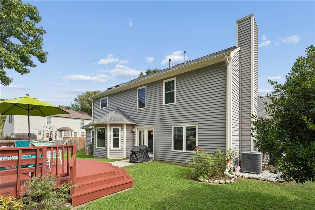 18 Thoroughbred Dr Property Photo 8