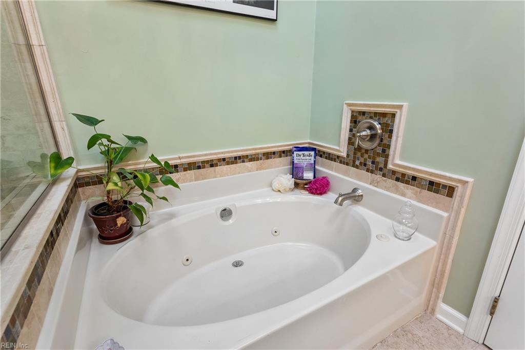 18 Thoroughbred Dr Property Photo 31