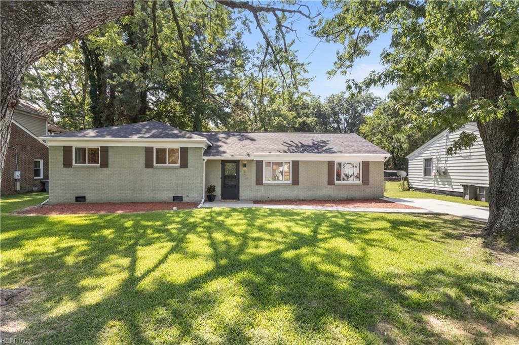 5 Pine Ln Property Photo 1