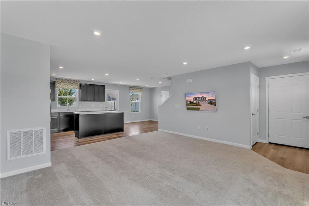 1306 Elder St Property Photo 11