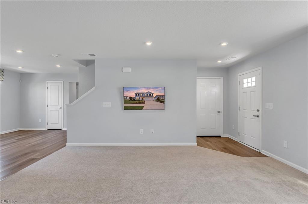 1306 Elder St Property Photo 13