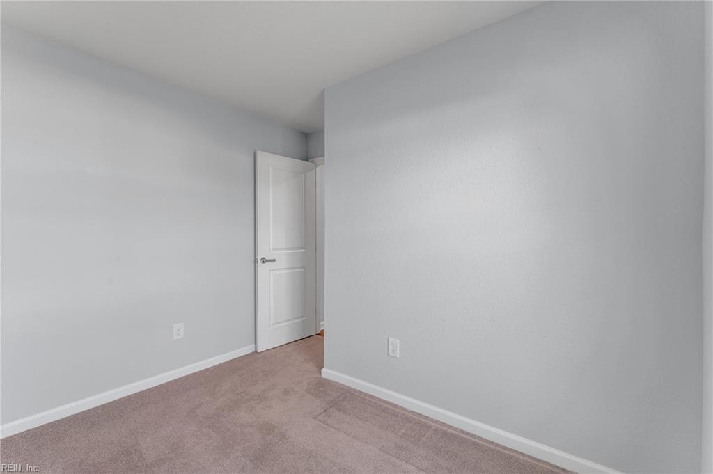 1306 Elder St Property Photo 22