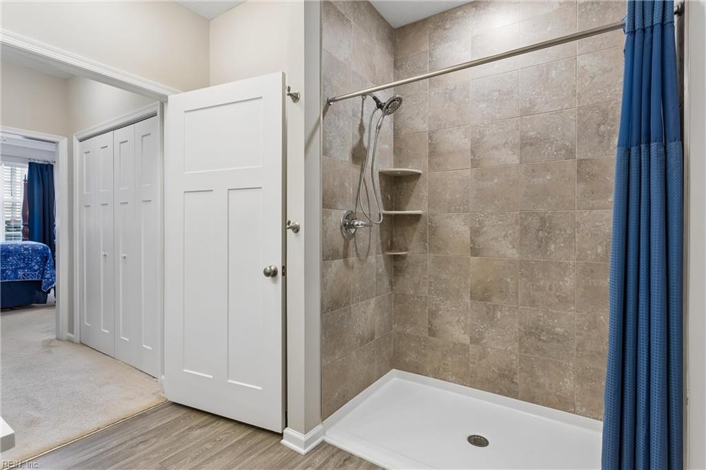 302 Promenade Ln Property Photo 28