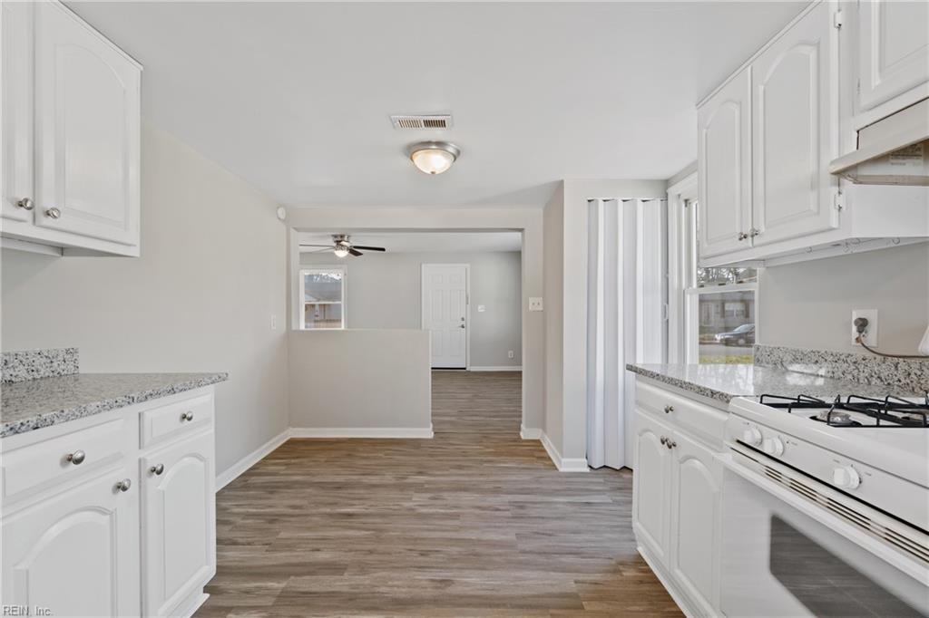 6 Worden Pl Property Photo 15
