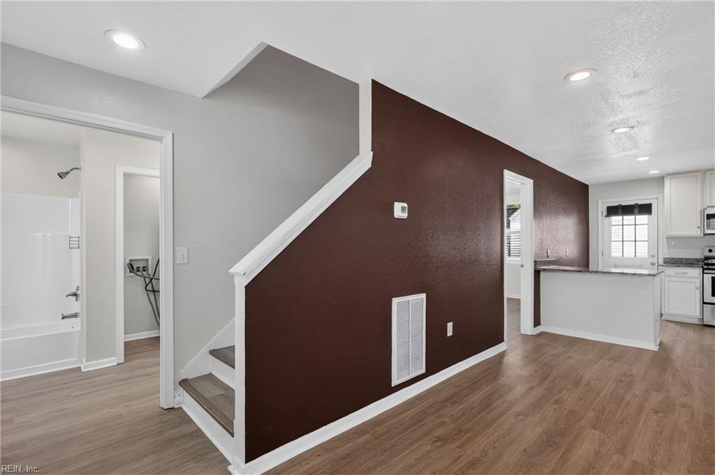 3510 Commonwealth Ave Property Photo 8