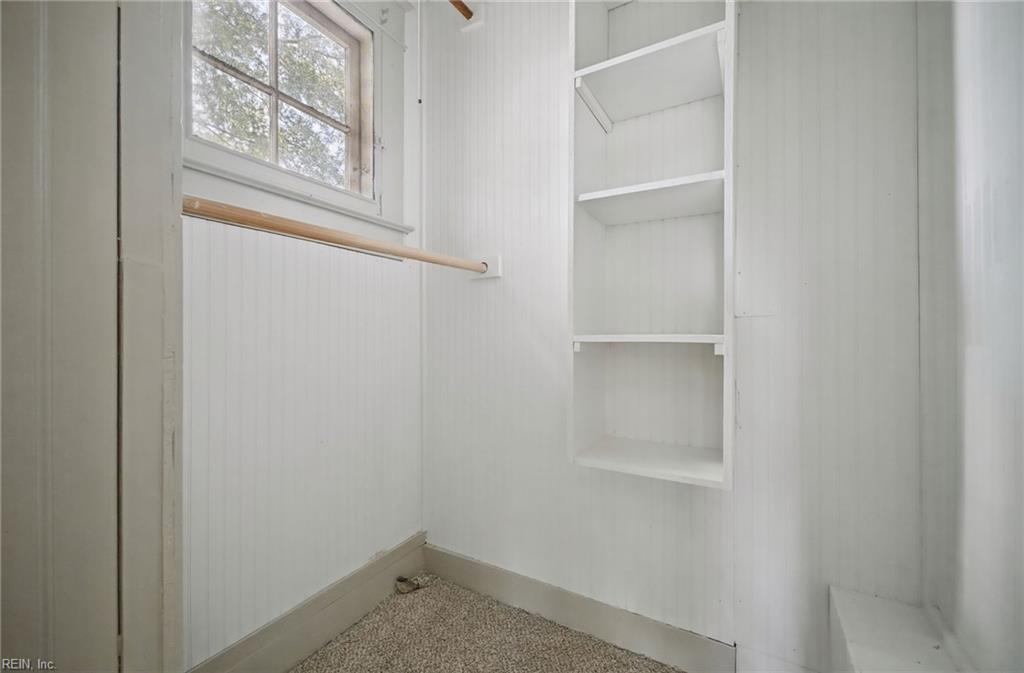 931 Jamestown Cres Property Photo 18