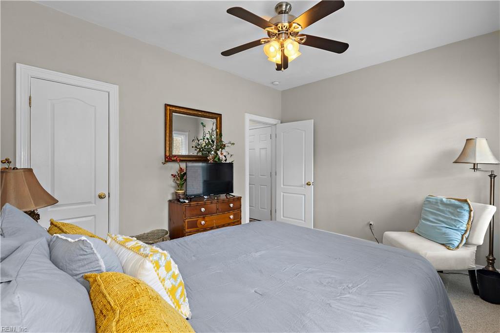 812 Brookside Arch Property Photo 20