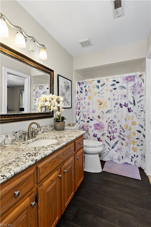 812 Brookside Arch Property Photo 24