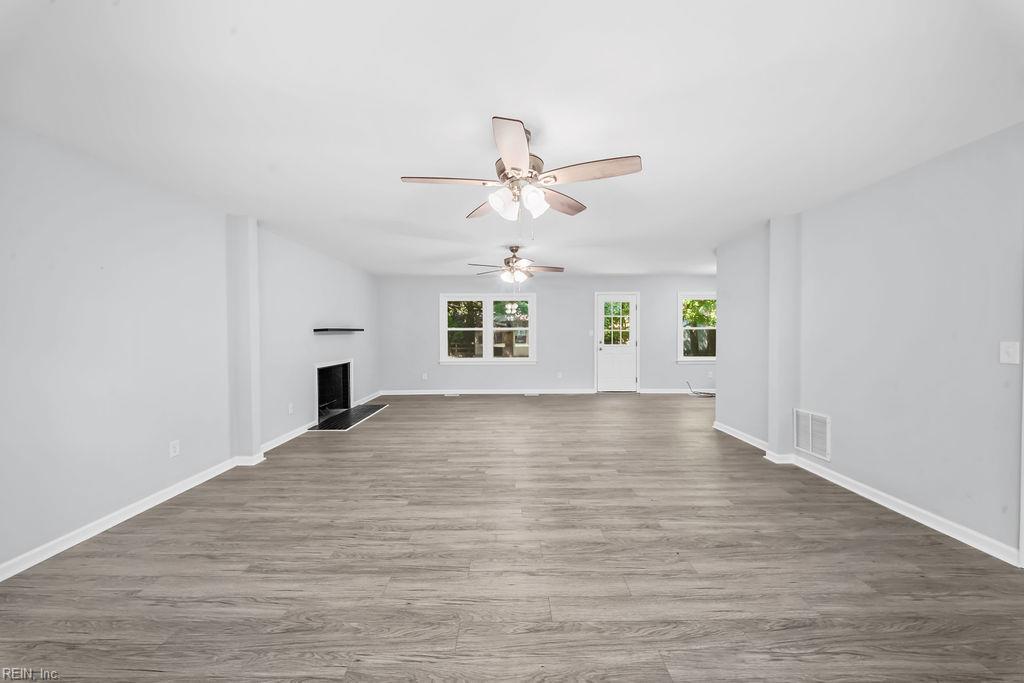 127 James Landing Rd Property Photo 5