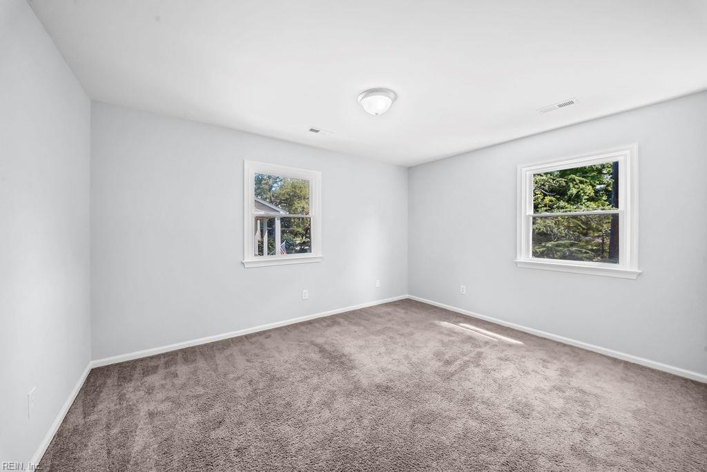 127 James Landing Rd Property Photo 29