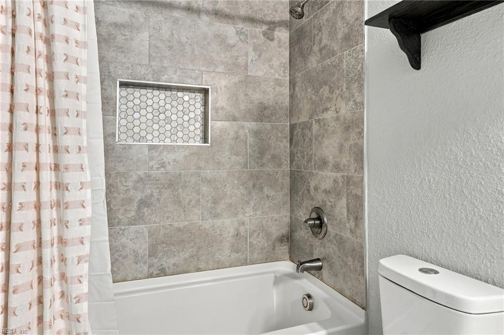 5341 Libertyville Rd Property Photo 27