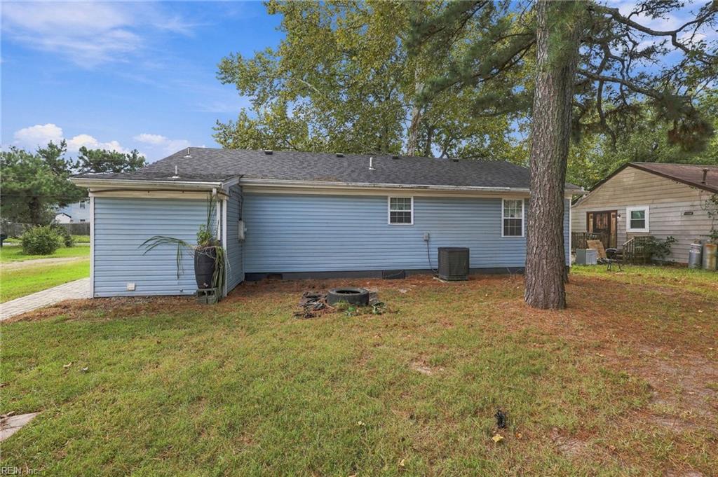 5341 Libertyville Rd Property Photo 32