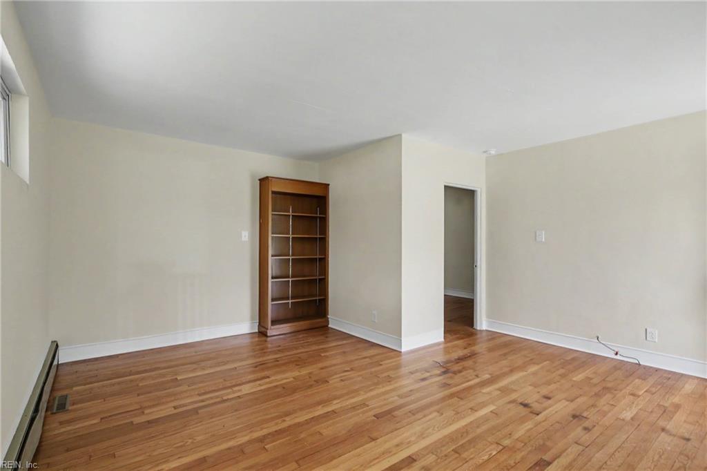1333 Boxwood Dr Property Photo 4