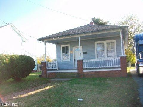 263 W Queen St Property Photo 1