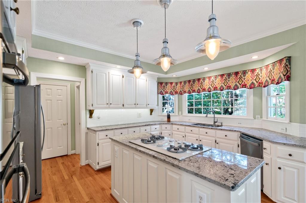 20218 Olde Towne Ct Property Photo 9
