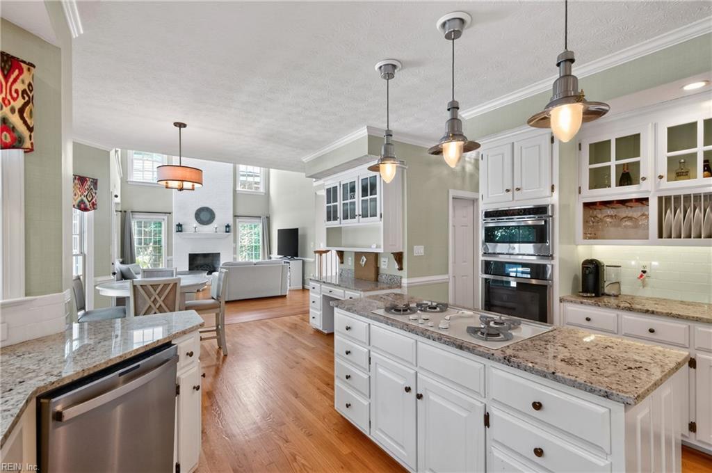 20218 Olde Towne Ct Property Photo 12
