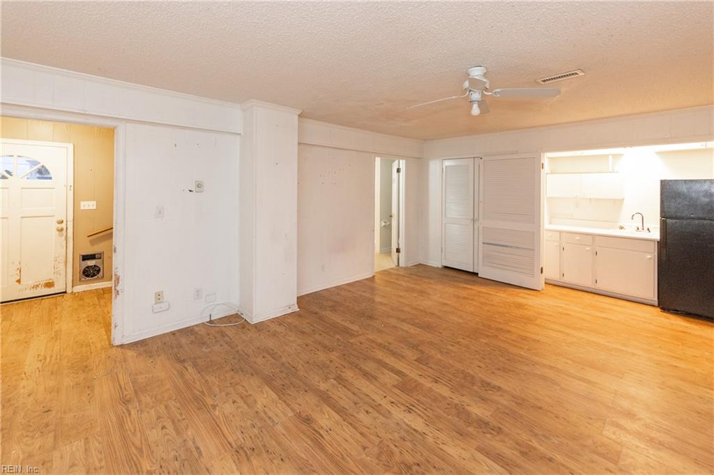 360 Back Bay Cres Property Photo 36