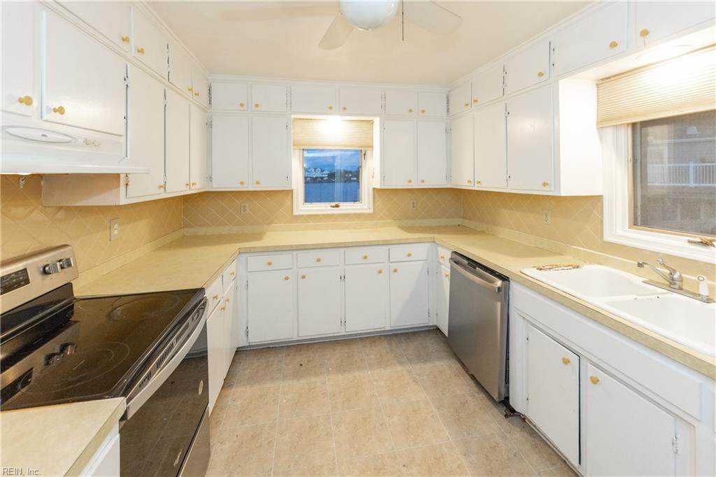 360 Back Bay Cres Property Photo 38