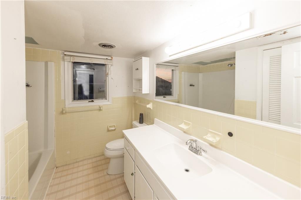 360 Back Bay Cres Property Photo 45