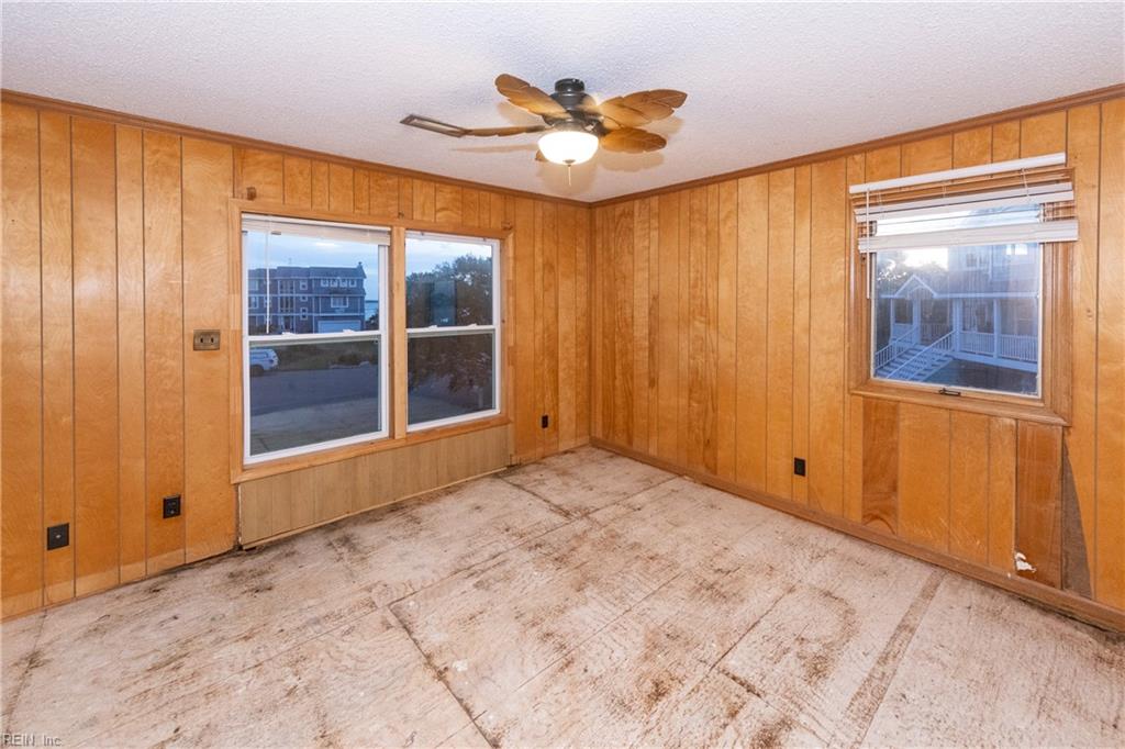 360 Back Bay Cres Property Photo 47