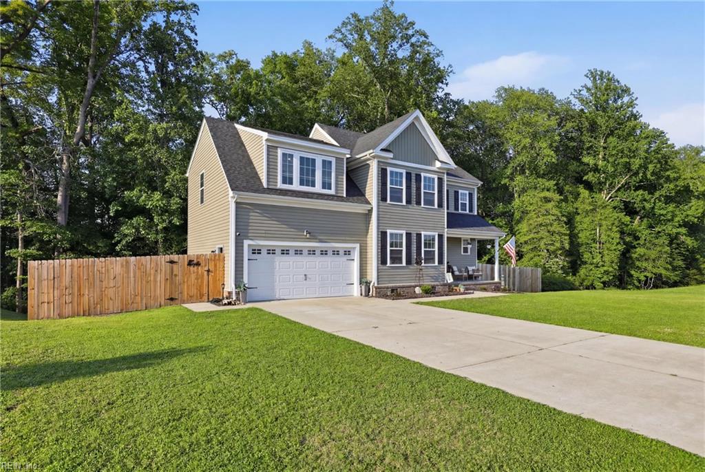 12015 Lena Rose St Property Photo 2