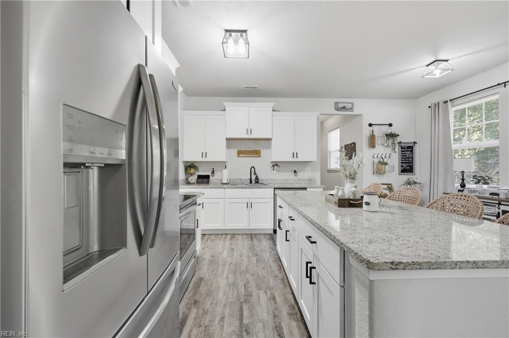 12015 Lena Rose St Property Photo 14